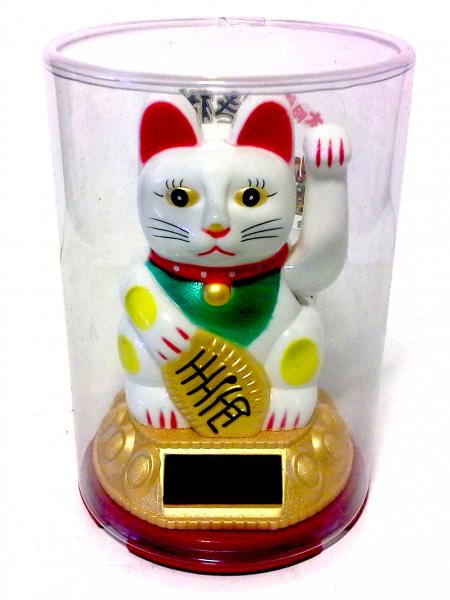 Átlátszó díszdobozban szállítjuk. A cica a védőhenger alatt is működőképes.